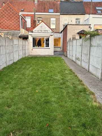 Instapklare woning met 3 slaapkamers en tuin te Roeselare - Photo 5