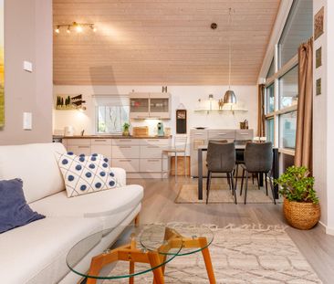 Skandinavisches Architektenhaus mit Garten - Photo 3