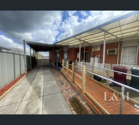 19 King St, Dallas, Vic 3047 - Photo 1