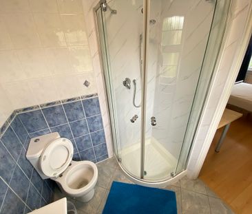 6 Bed Student Accommodation - Photo 3