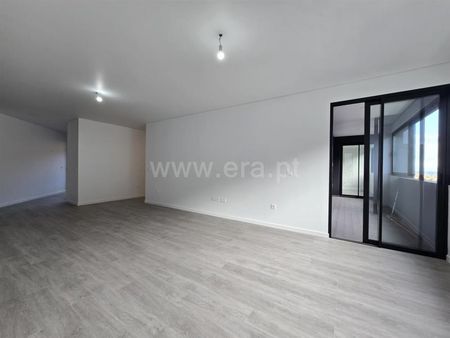 Apartamento T3 em Ilha da Madeira - Photo 2
