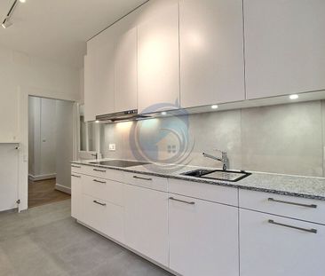 MAGNIFIQUE APPARTEMENT RÉNOVÉ DE 4,5 PIÈCES AU CENTRE DE VEVEY - Photo 1