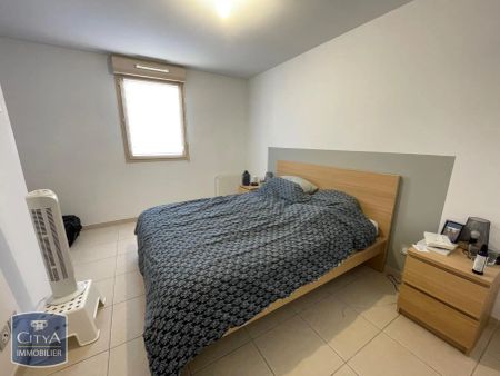 Appartement à louer 4 pièces 77.98m² - Photo 2