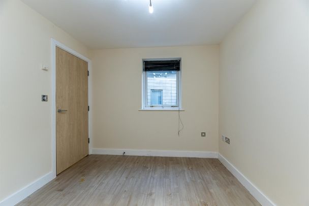 The Gallery, Hope Drive, NG7 - Photo 1