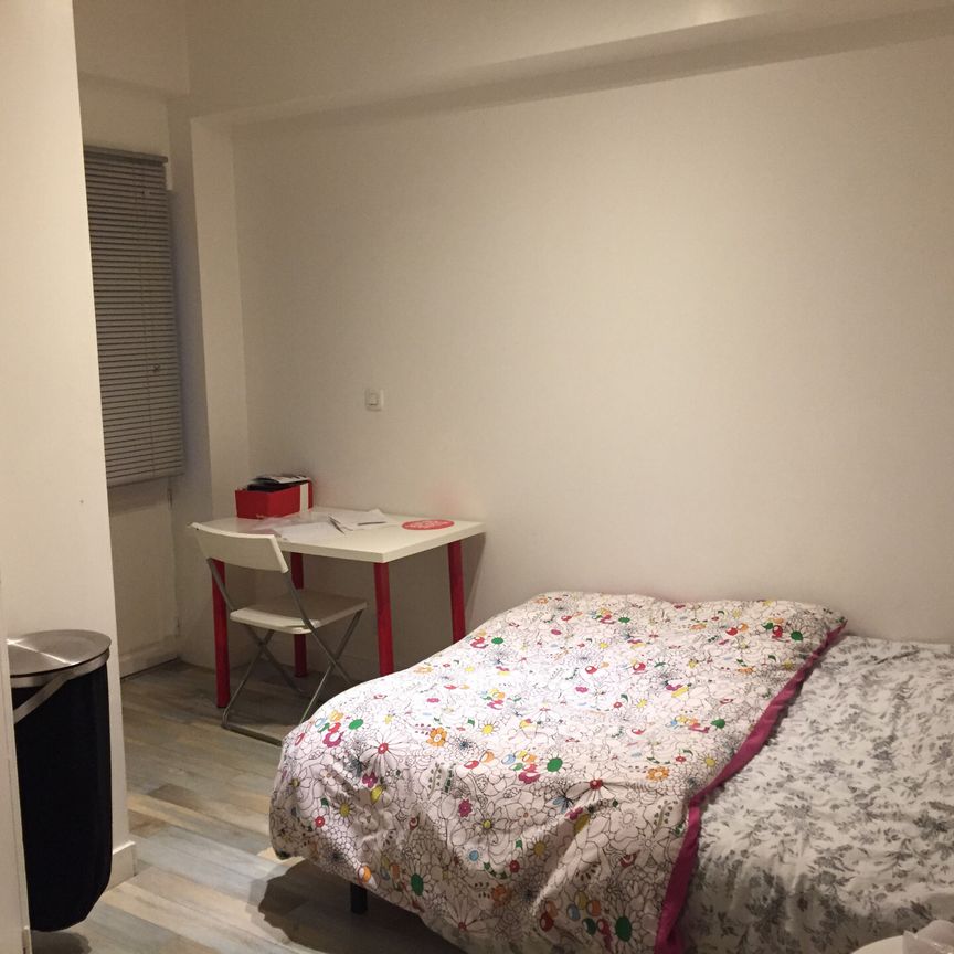 Appartement - 2 pièces - 26,12 m² - Laval - Photo 1