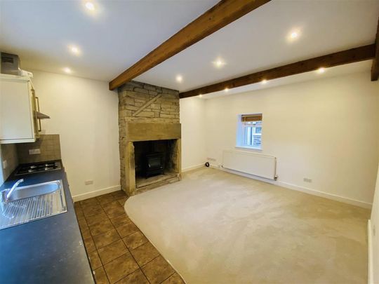 2 bedroom terraced house to rent - Photo 1