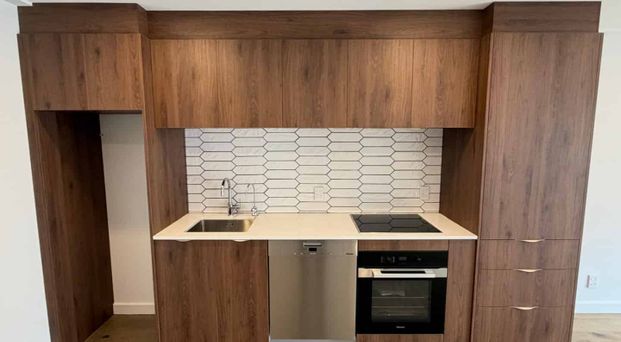 Brand new - 3 Bedroom Townhouse - Photo 1