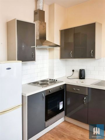 Fitzwilliam Street, Huddersfield, HD1 - Photo 2