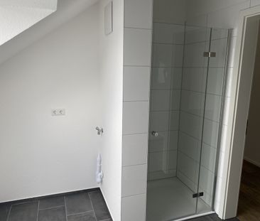 Schöne 3-Zimmer-Dachgeschoss Wohnung - Photo 3