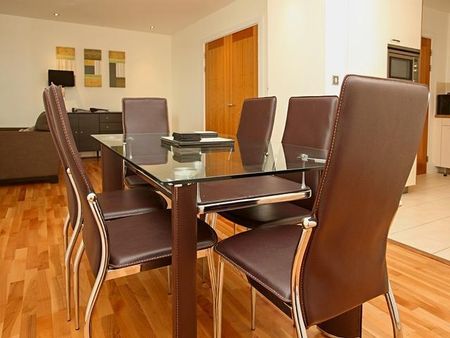 2 bedroom apartment to rent - Photo 3