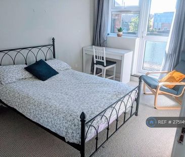 3 bedroom maisonette to rent - Photo 3