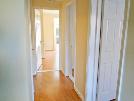 2 bedroom apartment to rent - Photo 2