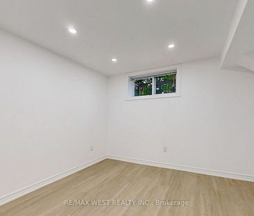 138 Armitage Drive - Photo 2