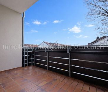 Großzügige 2-Zimmer-Wohnung mit Balkon und Einzel-Garage! - Photo 5