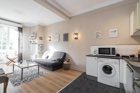 Location Appartement 1 pièce 28m² NICE 06100 - Photo 2