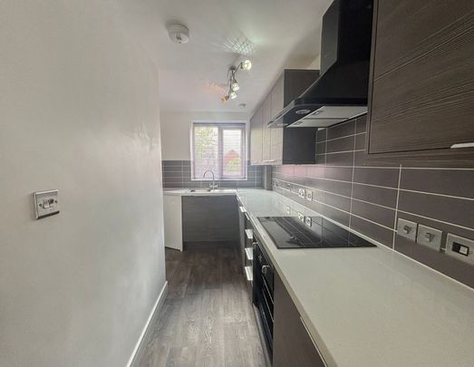 1 bed flat to rent in Warwick Road, Kenilworth, CV8 - Photo 1
