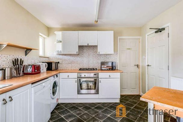 Eastfield Road, Witney, OX28 - Photo 1