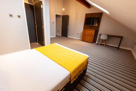 6 bedroom house to rent - Photo 5