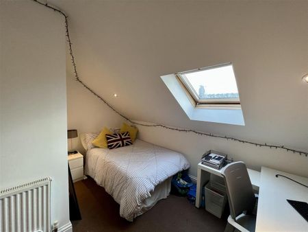 6 bedroom maisonette to rent - Photo 4