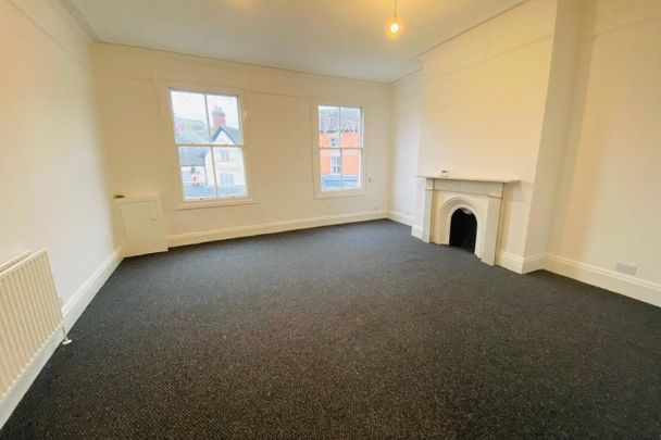 Market Place - Photo 1