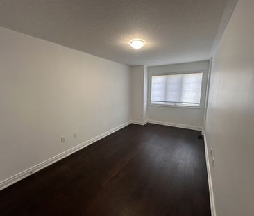 For Lease - 201 Alva Street, Barrie, Ontario - Photo 3