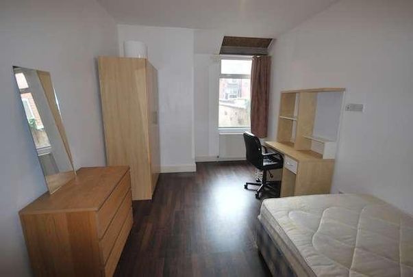Edenhall Avenue, Fallowfield, Manchester, M19 - Photo 1