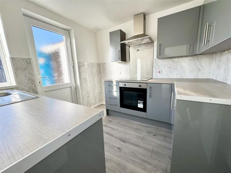 Ibstone Walk, Stockton-On-Tees - Photo 5