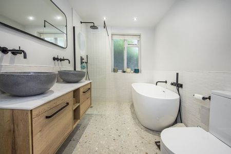 2 bedroom maisonette to rent - Photo 5