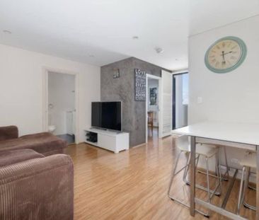 Dulwich Hill - Photo 1