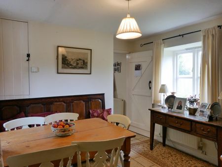 2 bedroom cottage to rent - Photo 2