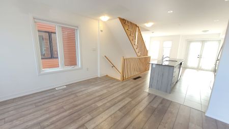 For Lease - 31 Fairlane Avenue, Barrie, Ontario - Photo 3