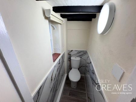 2 bedroom cottage to rent - Photo 2