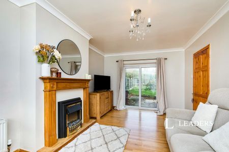 3 bedroom semi-detached house to rent - Photo 2