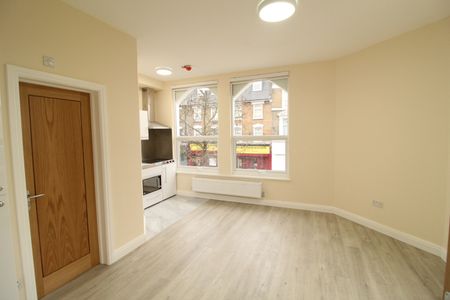 1 Bed Flat, Chatsworth Road, E5 - Photo 3