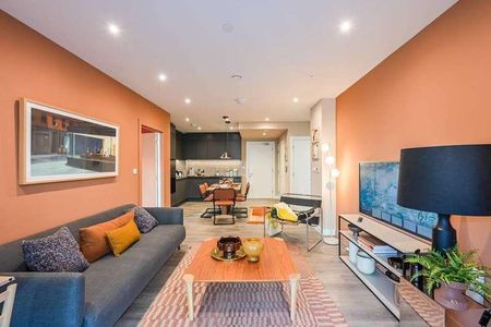 Cherry Park Lane, Stratford, E20 - Photo 2