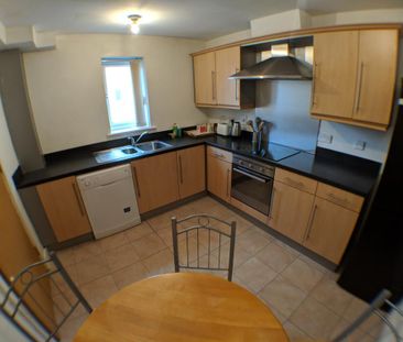 2 bedroom flat to rent - Photo 5