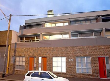 2/15-19 Stawell Street, North Melbourne VIC 3051 - Photo 4