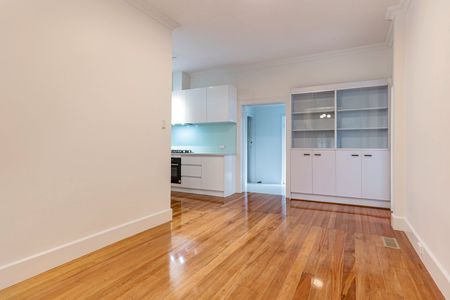 135 Elm Street, Northcote VIC 3070 - Photo 5