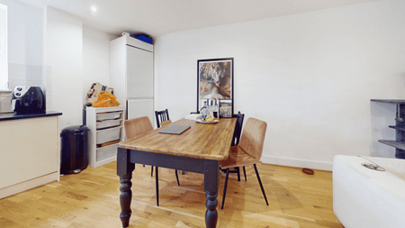 Cadogan Terrace, London, E9 - Photo 4