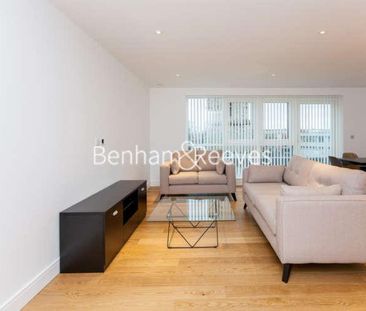 New Broadway, Ealing, W5 - Photo 2