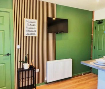 1 bedroom in a house share to rent - Photo 6