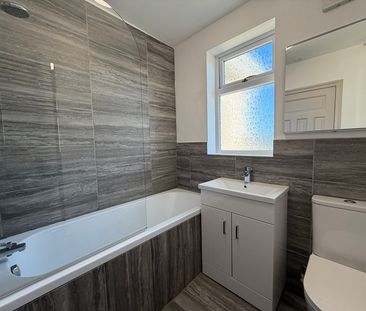 Tycoch Road, Sketty, Swansea, SA2 - Photo 6