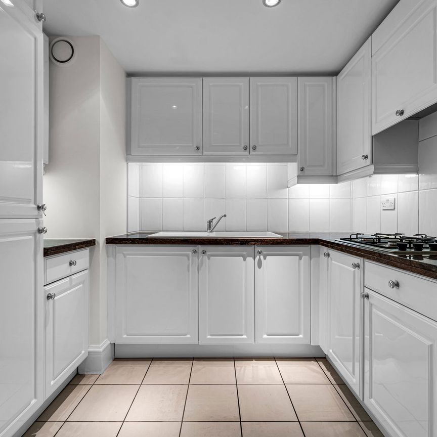 Wrights Lane, Kensington, W8 - Photo 1