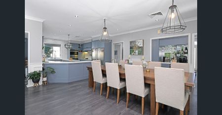 A Masterclass in Luxury Family Living - Photo 3