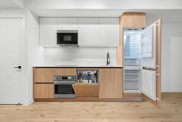 For Lease - 35 Parliament Street Unit# 518, Toronto, Ontario - Photo 1