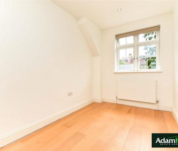 4 bedroom semi-detached house to rent - Photo 5