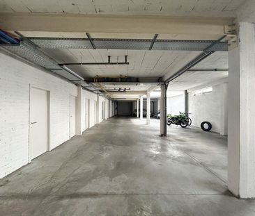 Instapklaar 1-slaapkamerappartement op wandelafstand van het centru... - Photo 1