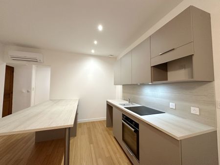 Location Appartement 2 pièces 42m² AJACCIO 20000 - Photo 5