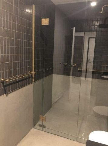 Modern 1-Bedroom Apartment in the Heart of Waterloo - Photo 2