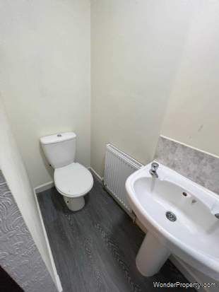 1 bedroom property to rent in Blackpool - Photo 3